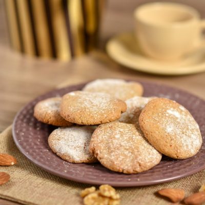 Biskota me miell orizi