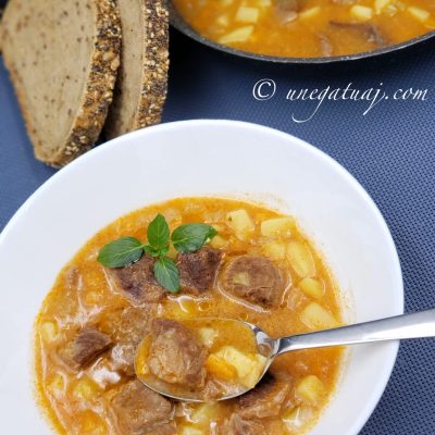 Tasqebap në tenxhere me presion Tasqebap në tenxhere me presion