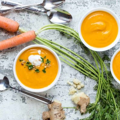 Supë me karrota dhe xhinxher Supë me karrota dhe xhinxher