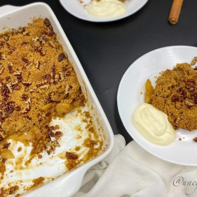 Ëmbëlsirë me mollë “me thërrime brumi” Ëmbëlsirë me mollë “me thërrime brumi”