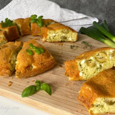 Kek i kripur me ullinj dhe djathë të bardhë