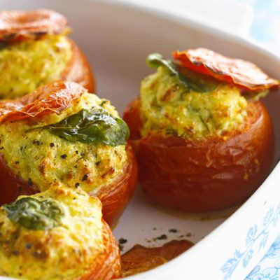 Domate qershizë të mbushura