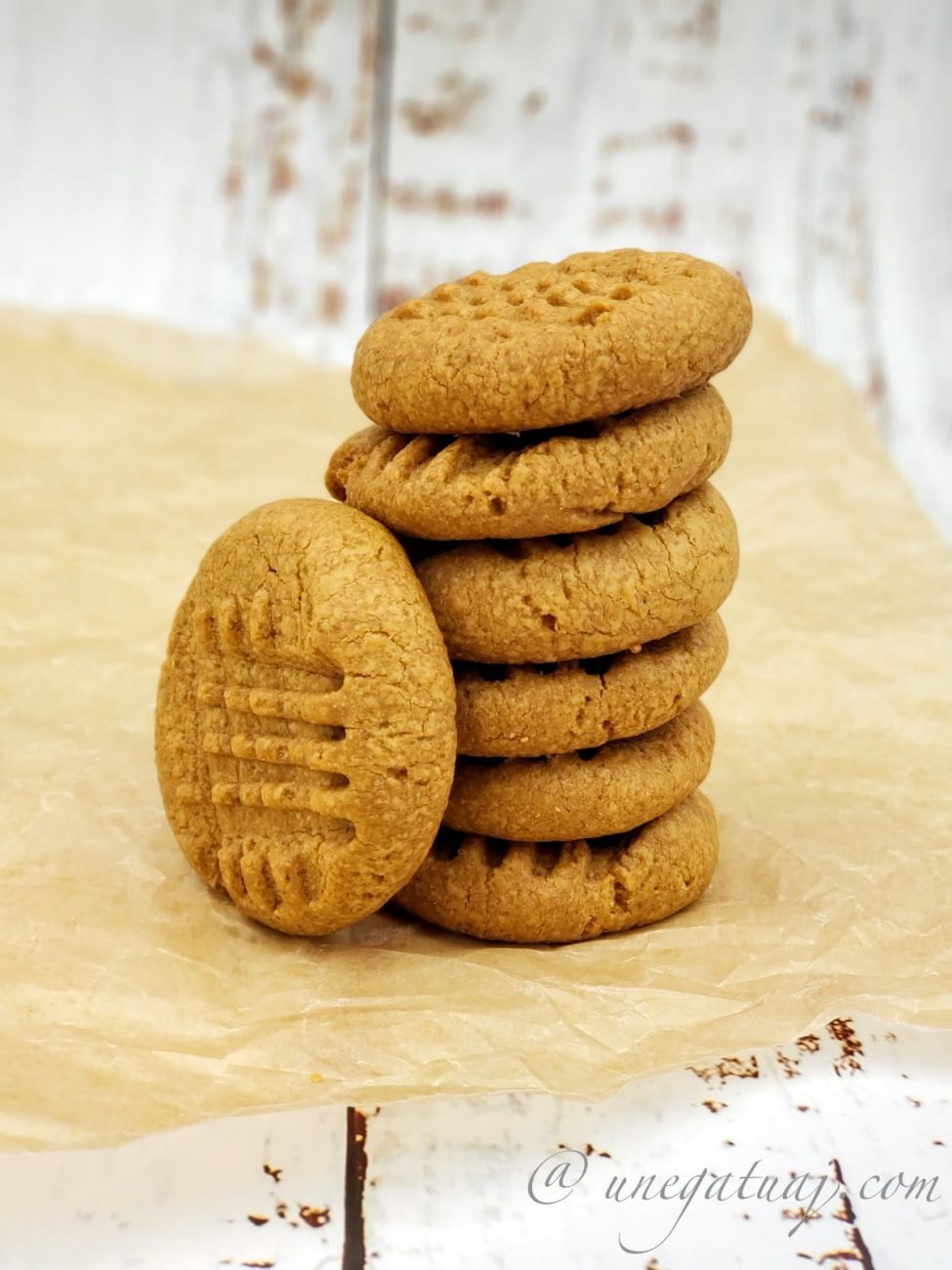 Biskota me gjalpë kikiriku