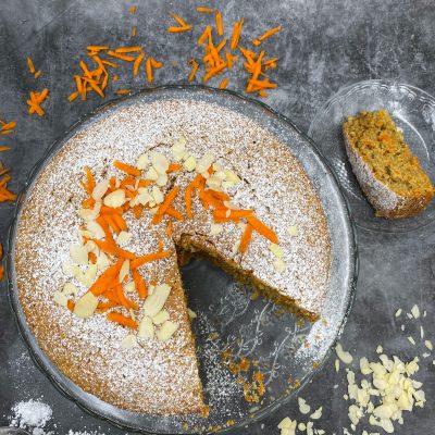 Kek me karrota, bajame dhe lajthi Kek me karrota, bajame dhe lajthi