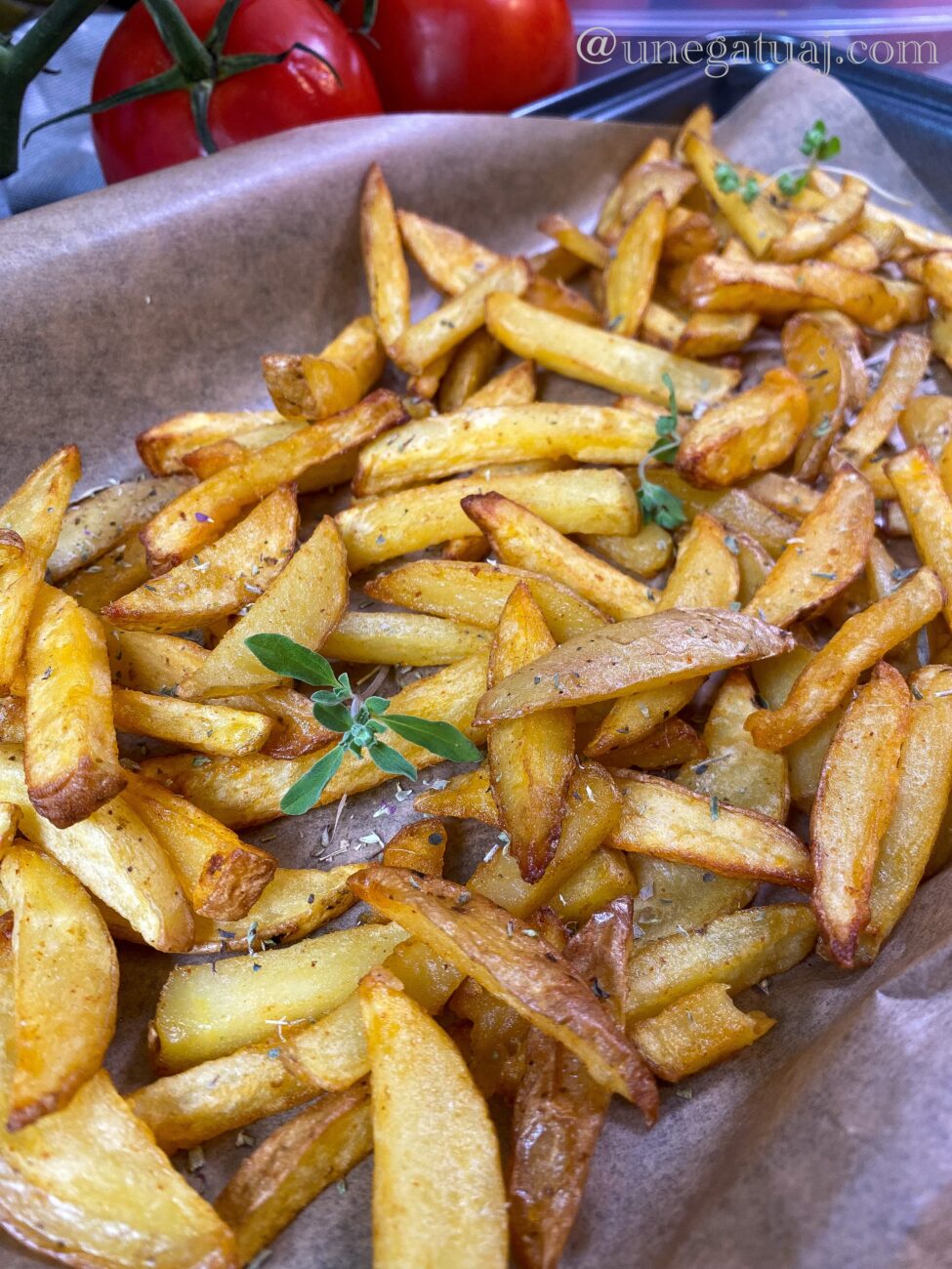 Patate në fritezë me ajër